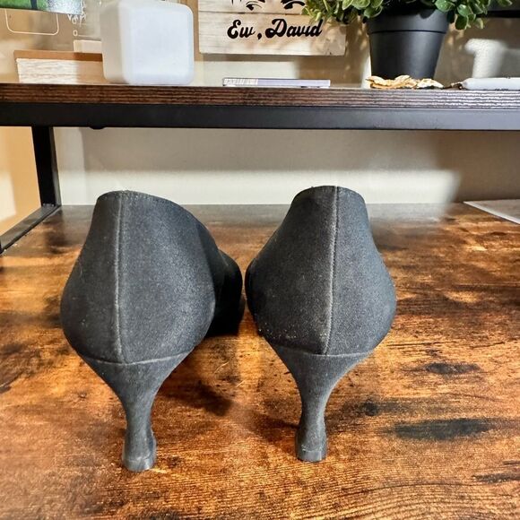 Stuart Weitzman Women's Black Kitten Heel Pumps Size 9.5 AA - Picture 11 of 12